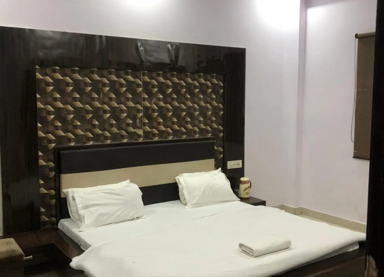 ***  Hotel Kn Plaza Agra  India