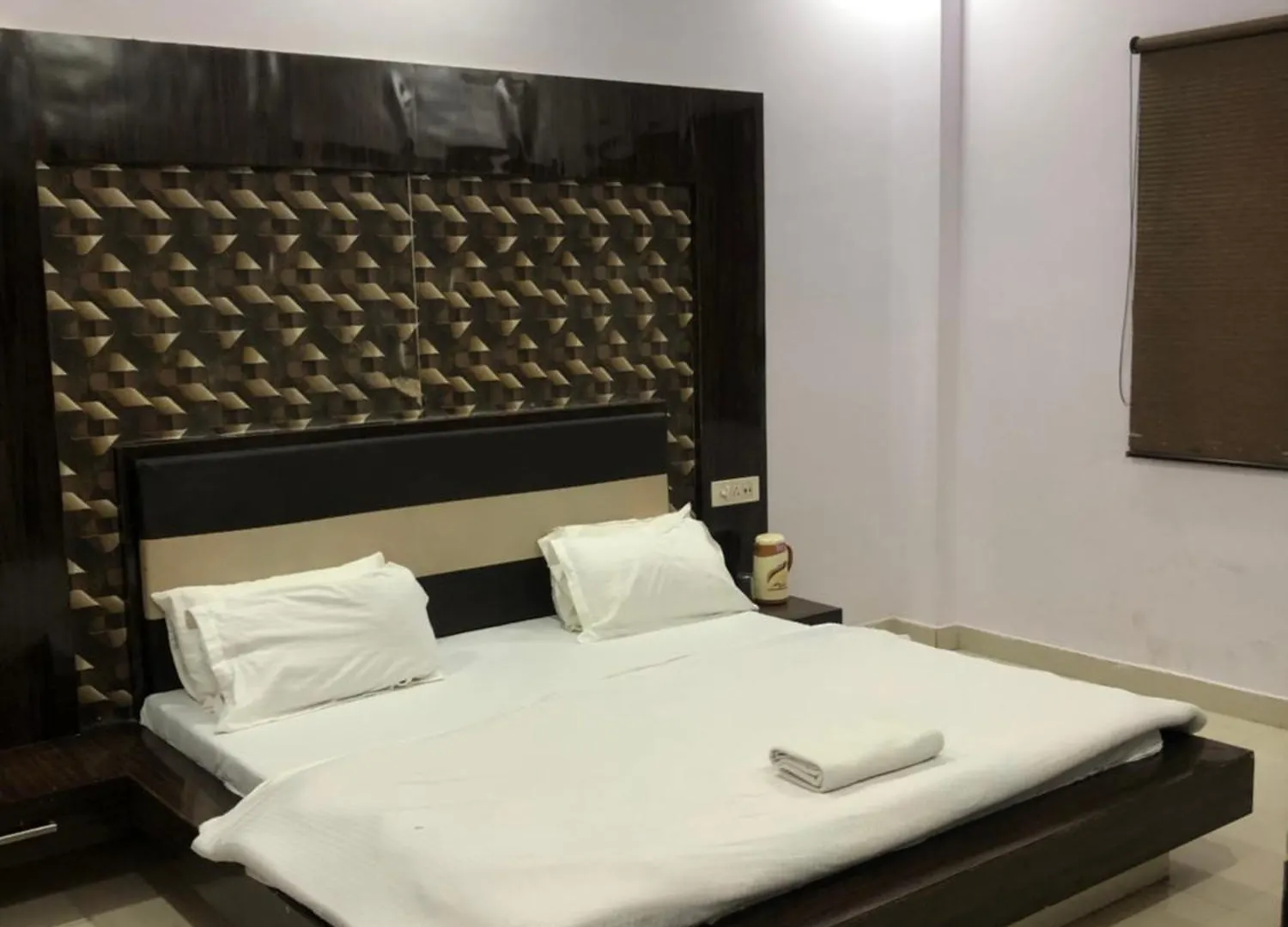 Hotel Kn Plaza Agra