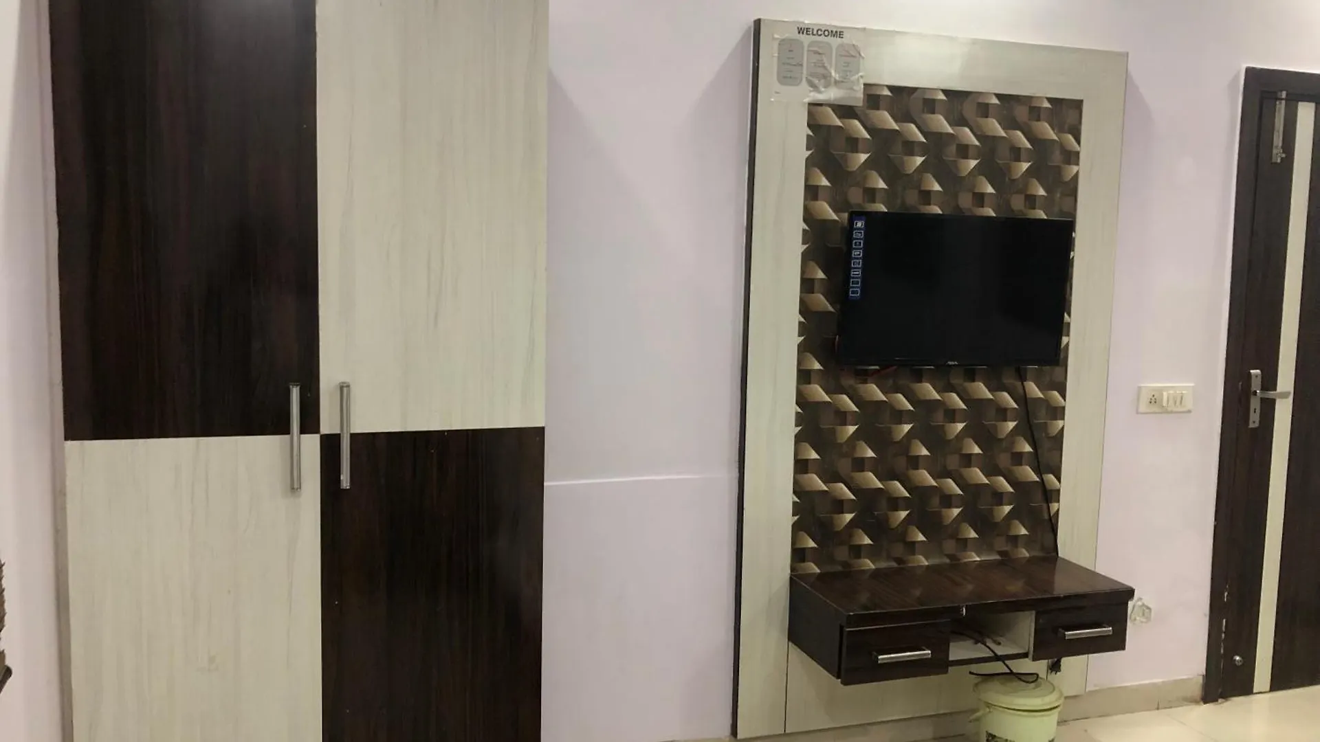 ***  Hotel Kn Plaza Agra  India