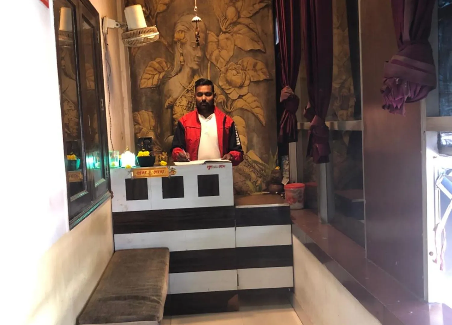 Hotel Kn Plaza Agra  India